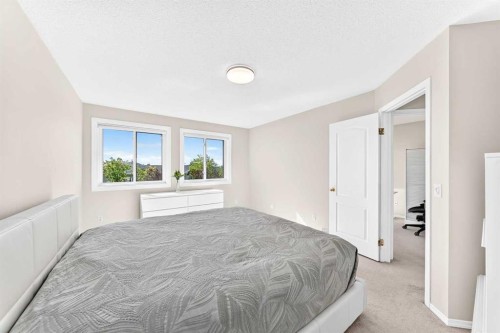 21 Rocky Vista Circle Nw, Calgary, AB 