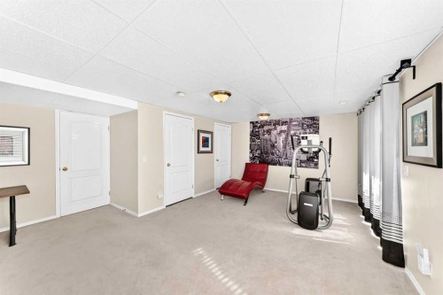 21 Rocky Vista Circle Nw, Calgary, AB 