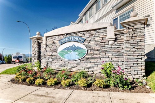 21 Rocky Vista Circle Nw, Calgary, AB 