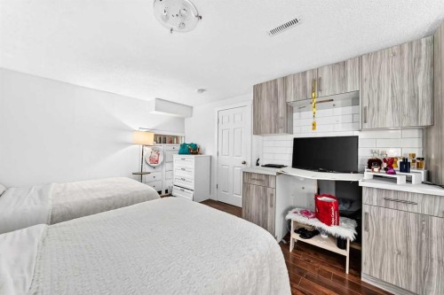 63 Millpark Road Sw, Calgary, AB 