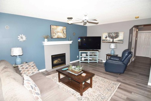 12 Country Hills Gate Nw, Calgary, AB 