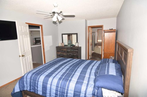 12 Country Hills Gate Nw, Calgary, AB 