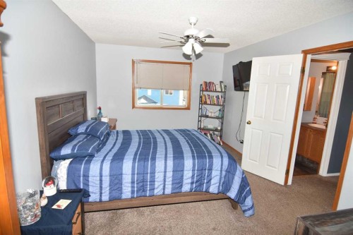 12 Country Hills Gate Nw, Calgary, AB 