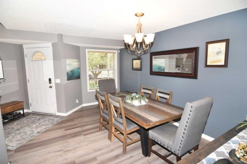12 Country Hills Gate Nw, Calgary, AB 