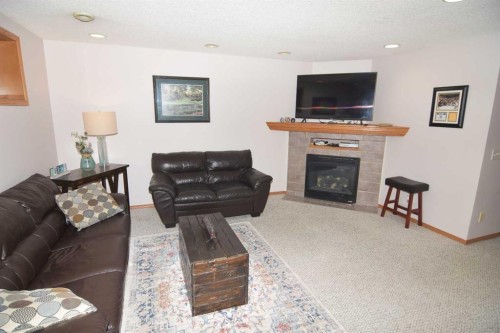 12 Country Hills Gate Nw, Calgary, AB 