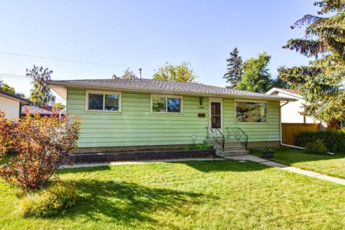 1987 Cottonwood Crescent Se, Calgary, AB 