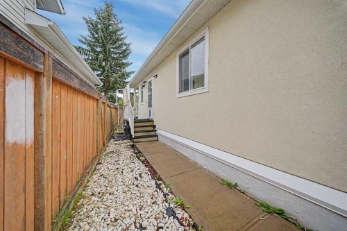 228 Taradale Close Ne, Calgary, AB 
