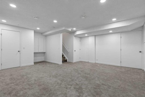 60 Covecreek Mews Ne, Calgary, AB 