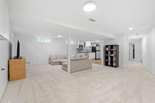 632 44 Avenue Nw, Calgary, AB 