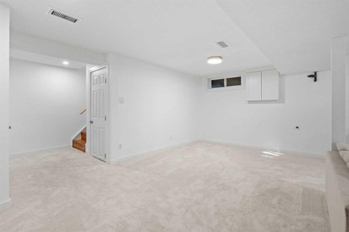 632 44 Avenue Nw, Calgary, AB 