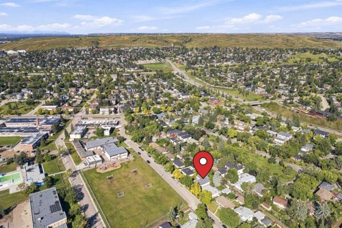 632 44 Avenue Nw, Calgary, AB 