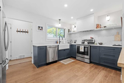 632 44 Avenue Nw, Calgary, AB 