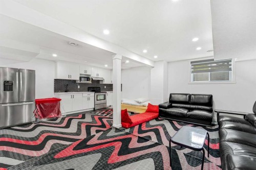 124 Castlebrook Road Ne, Calgary, AB 