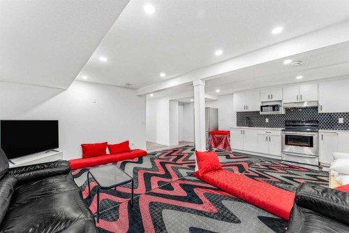 124 Castlebrook Road Ne, Calgary, AB 