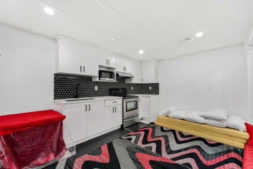 124 Castlebrook Road Ne, Calgary, AB 