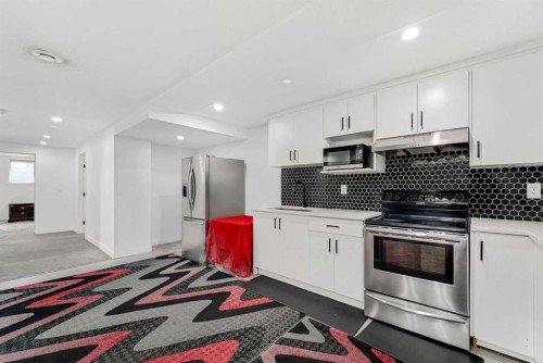 124 Castlebrook Road Ne, Calgary, AB 