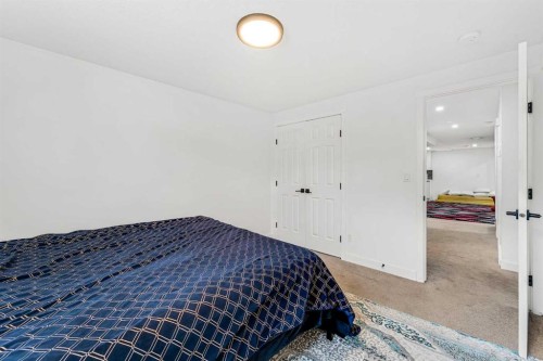 124 Castlebrook Road Ne, Calgary, AB 