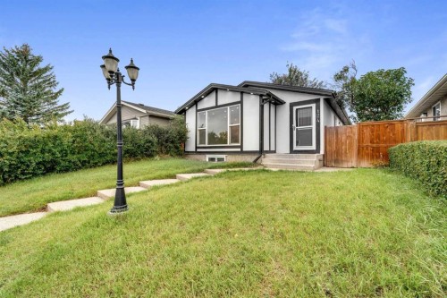 124 Castlebrook Road Ne, Calgary, AB 