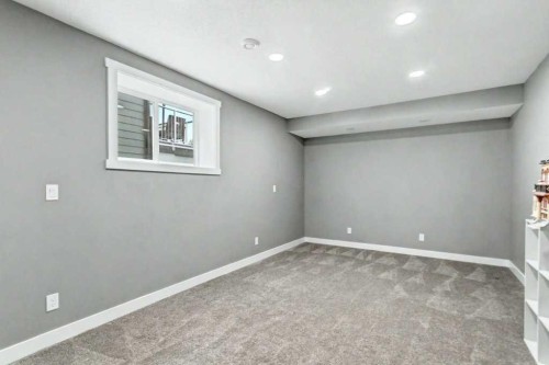 15 Sundown Way, Cochrane, AB 