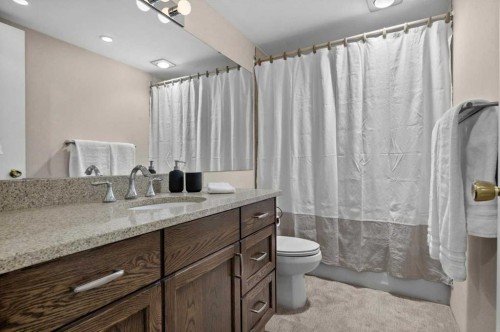 406-3719B 49 Street Nw, Calgary, AB 
