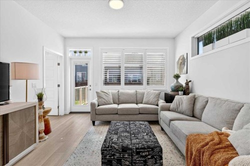 313 Seton Villas Se, Calgary, AB 