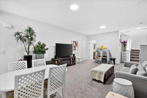 313 Seton Villas Se, Calgary, AB 