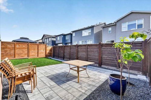 313 Seton Villas Se, Calgary, AB 