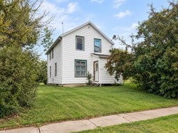 204 Christian Avenue WESTStandard, AB T0J 0M0