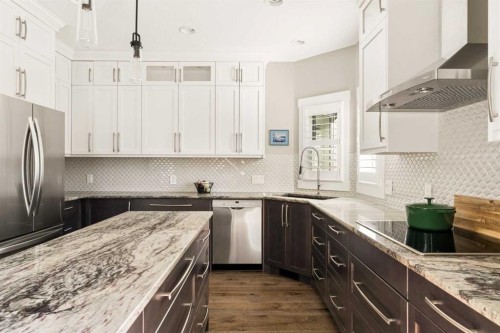 246 Woodpark Green Sw, Calgary, AB 