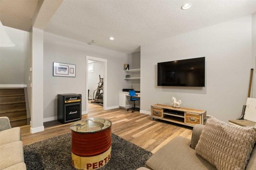 246 Woodpark Green Sw, Calgary, AB 