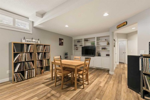 246 Woodpark Green Sw, Calgary, AB 