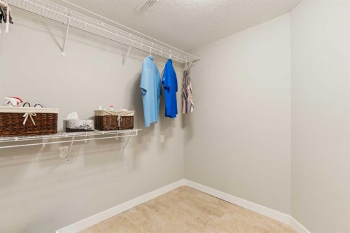 246 Woodpark Green Sw, Calgary, AB 