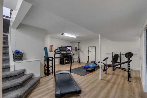 6316 Crowchild Trail Sw, Calgary, AB 