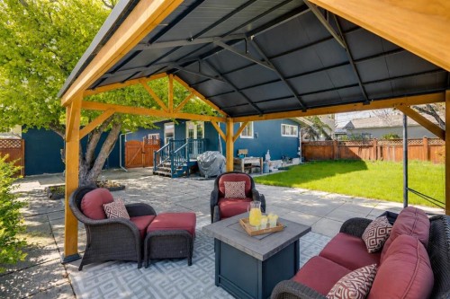 6316 Crowchild Trail Sw, Calgary, AB 