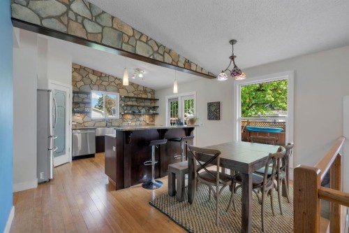 6316 Crowchild Trail Sw, Calgary, AB 