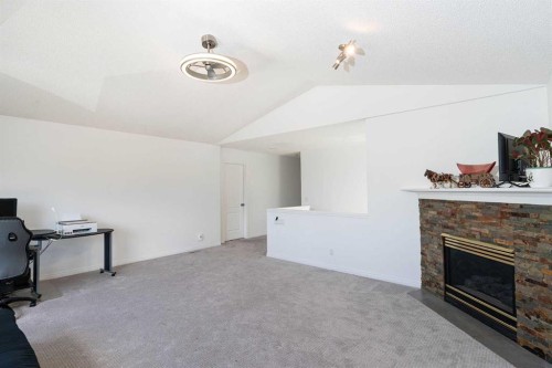 270 Somerside Park Sw, Calgary, AB 