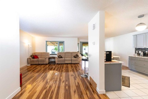 270 Somerside Park Sw, Calgary, AB 