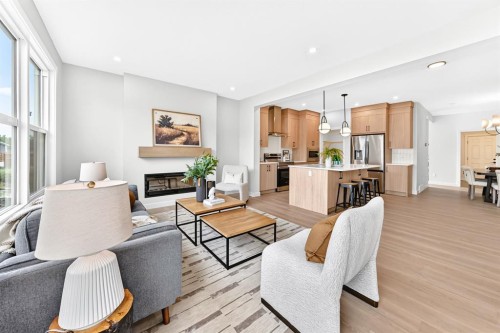 15 Fireside Common, Cochrane, AB 