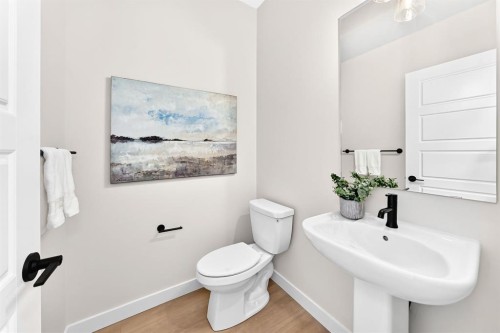 15 Fireside Common, Cochrane, AB 