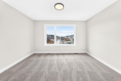 15 Fireside Common, Cochrane, AB 