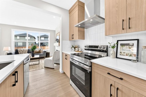 15 Fireside Common, Cochrane, AB 