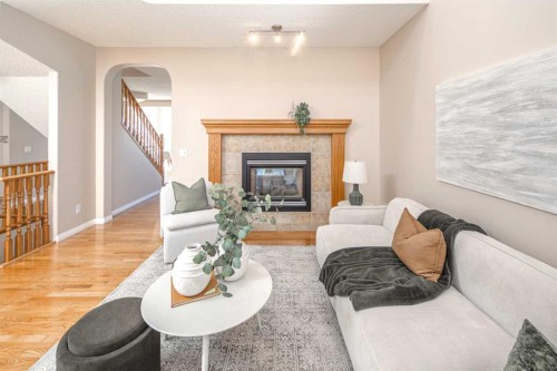 66 Royal Oak Grove Nw, Calgary, AB 