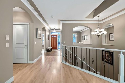 63 Patterson Drive Sw, Calgary, AB 