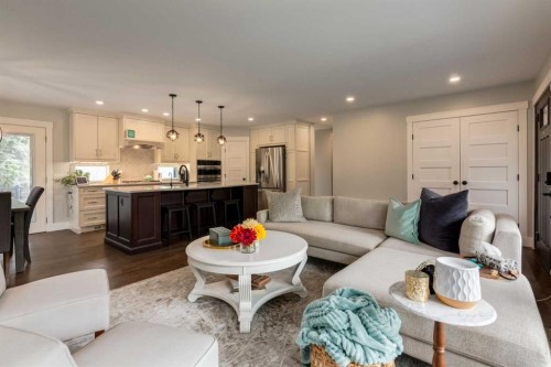 72 Heston Street Nw, Calgary, AB 