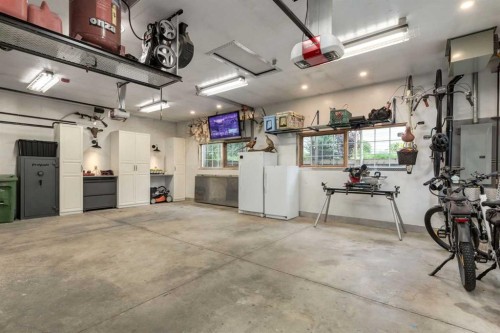 72 Heston Street Nw, Calgary, AB 