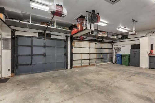 72 Heston Street Nw, Calgary, AB 