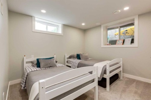 72 Heston Street Nw, Calgary, AB 