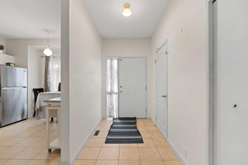 137 Martinpark Way Ne, Calgary, AB 