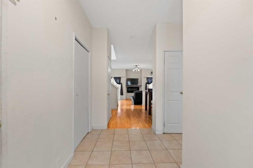 137 Martinpark Way Ne, Calgary, AB 