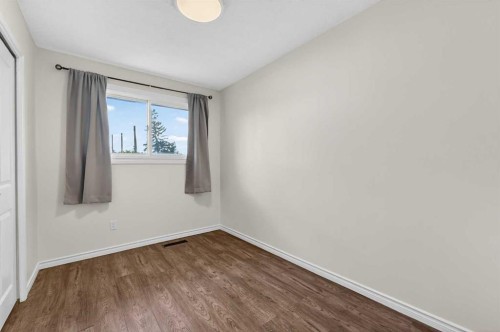 1608 54 Street Se, Calgary, AB 